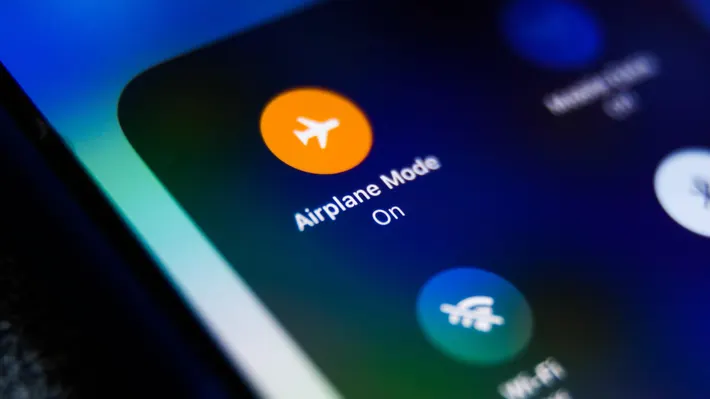 Breaking: On the now-viral TikTok video, the pilot clarifies that airplane mode "is not a conspiracy."